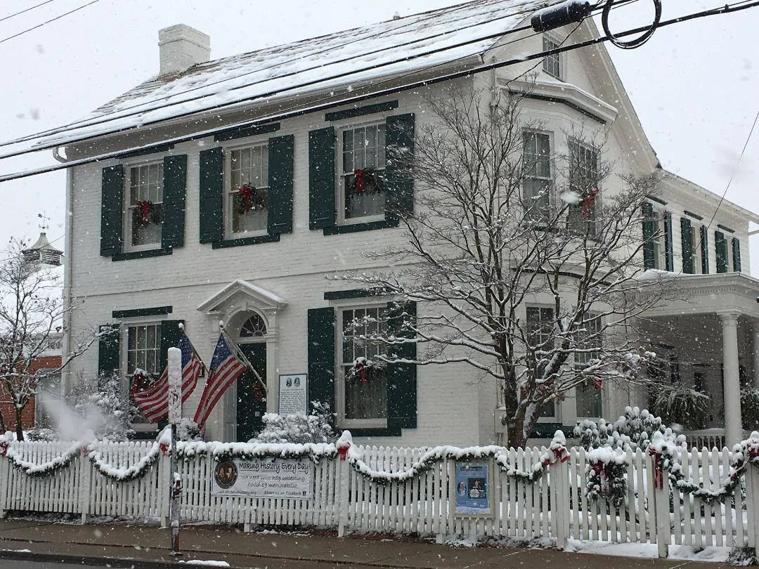 Lester Mohr Library Passavant House