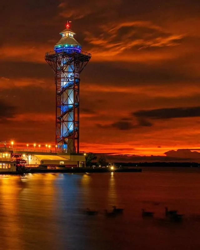 Bicentennial Tower