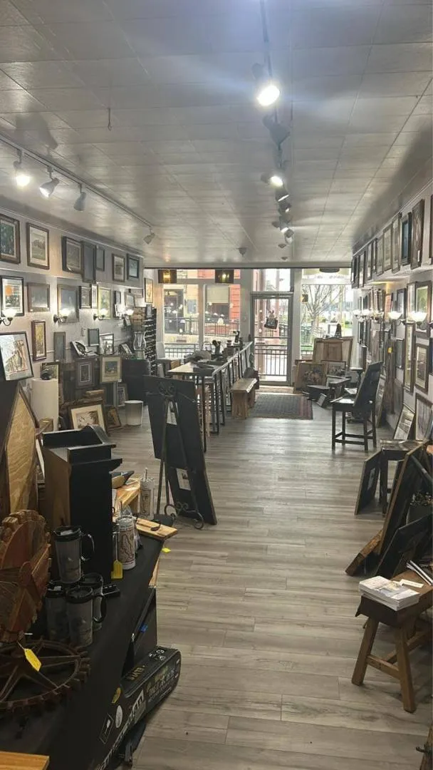 The Blue Heron Art Gallery